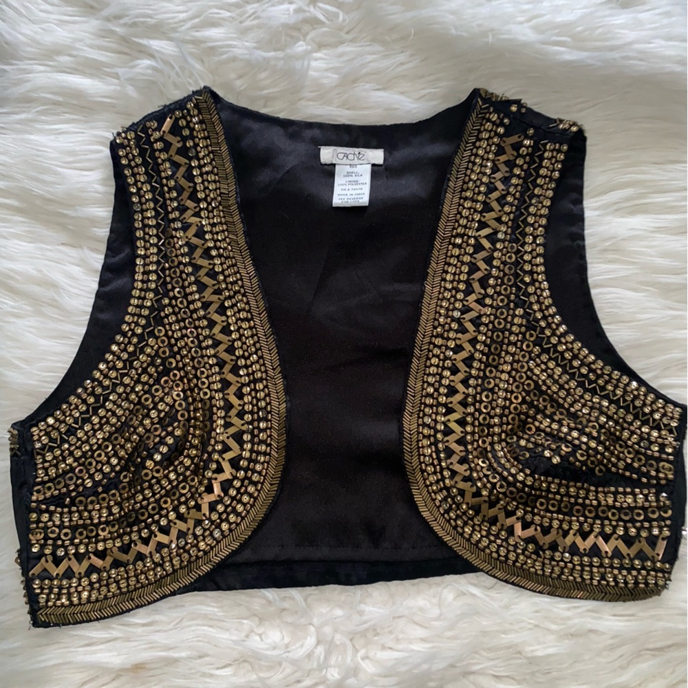 Cache Black and Gold Sequence Top